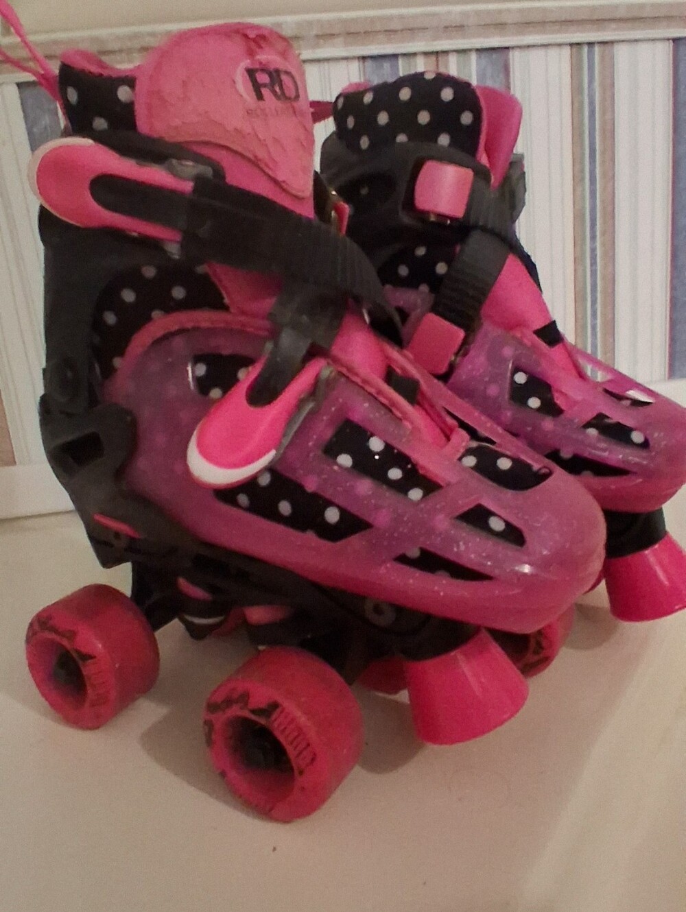 Kids Pink Polka Dot Quad Roller Skates